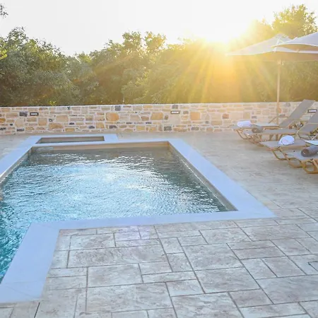 Paul's Villa